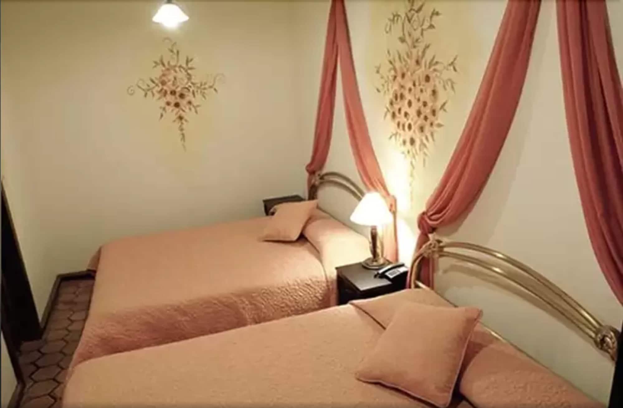 Hotel Casa San Rafael Куенка Екстериор снимка