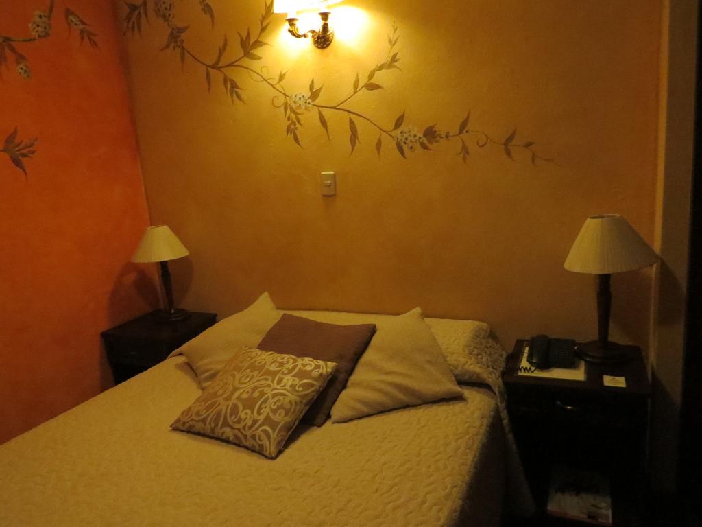 Hotel Casa San Rafael Куенка Стая снимка